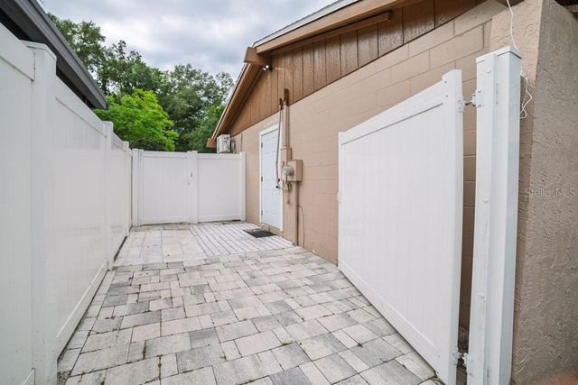 8006 JACKSON SPRINGS ROAD, Tampa, FL 33615