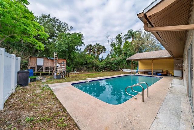 8006 JACKSON SPRINGS ROAD, Tampa, FL 33615