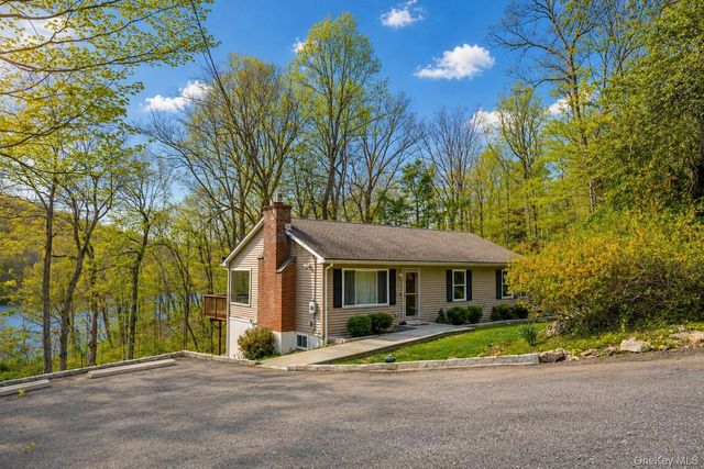 101 Seven Hills Lake Drive, Carmel, NY 10512