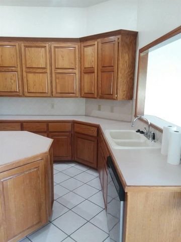 14 Deer Run Trail, Lawton, OK 73505