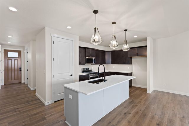 1222 N Augusta Ln, Deer Park, WA 99006