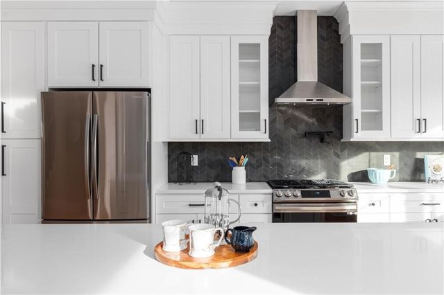 15 Dawsons Circle, South Kingstown, RI 02879