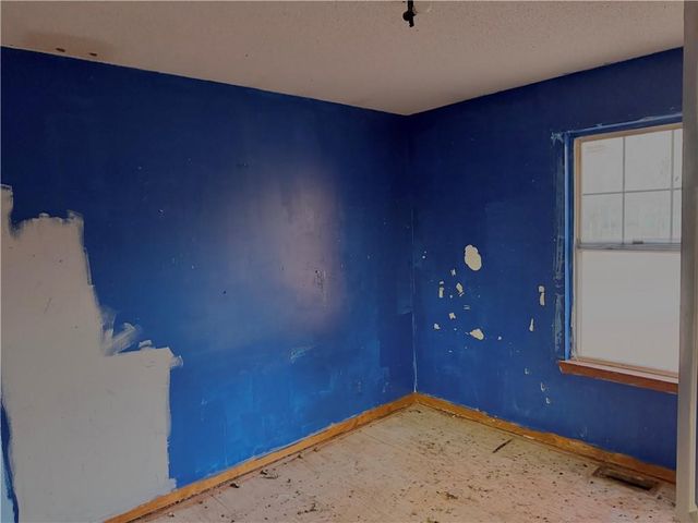 33251 Koala Circle, Excelsior Springs, MO 64024