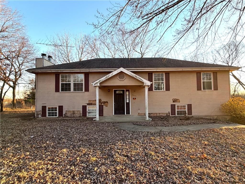 33251 Koala Circle, Excelsior Springs, MO 64024