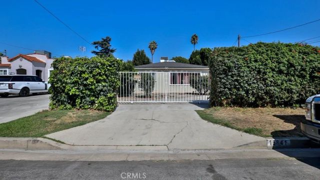 15841 Marlin Place, Van Nuys, CA 91406