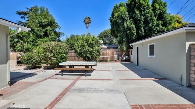 15841 Marlin Place, Van Nuys, CA 91406