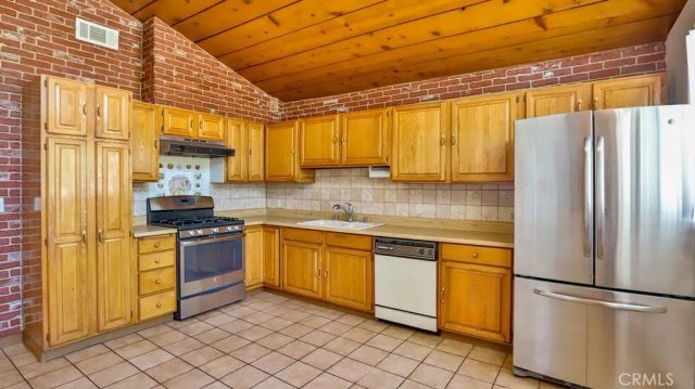15841 Marlin Place, Van Nuys, CA 91406