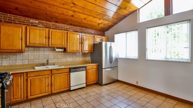 15841 Marlin Place, Van Nuys, CA 91406