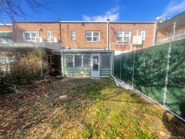 140-14 68th Drive, Flushing, NY 11367