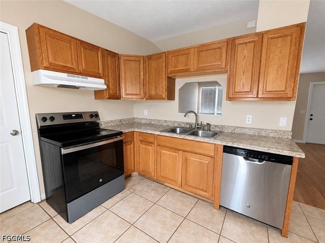 3409 23rd ST W, Lehigh Acres, FL 33971