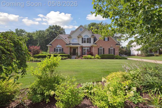 458 Kent Way, White Lake Charter Township, MI 48383
