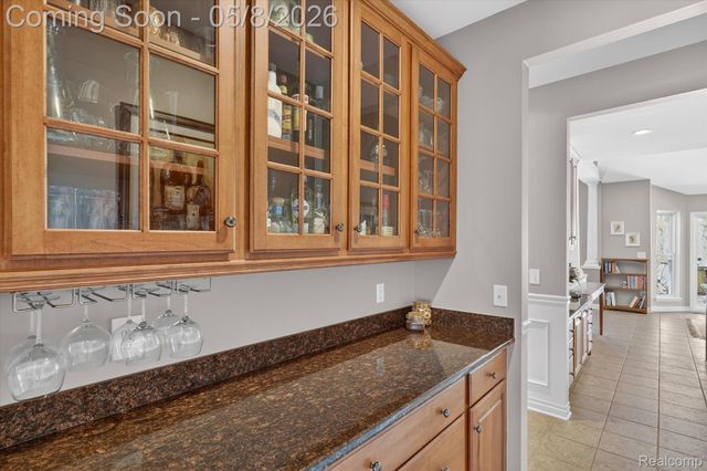 458 Kent Way, White Lake Charter Township, MI 48383