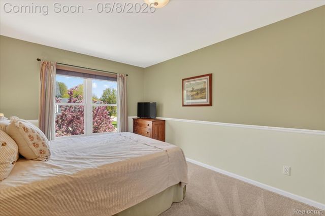 458 Kent Way, White Lake Charter Township, MI 48383