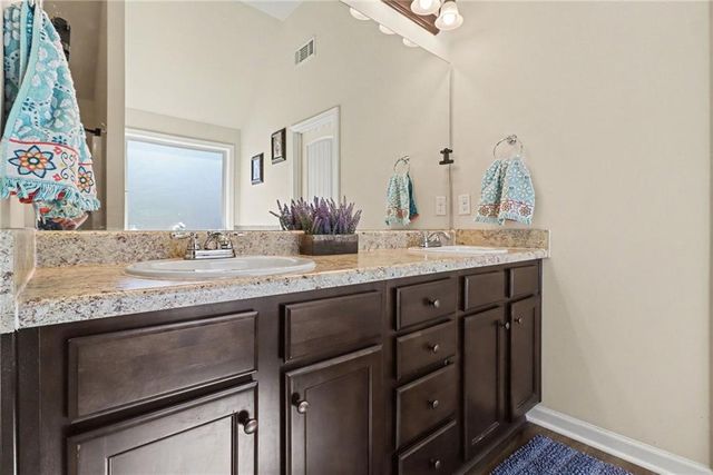 160 Amelia Way, Ellenwood, GA 30294