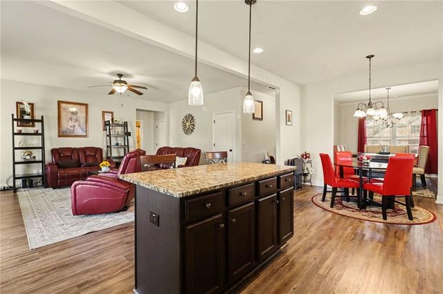 160 Amelia Way, Ellenwood, GA 30294