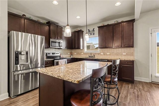 160 Amelia Way, Ellenwood, GA 30294