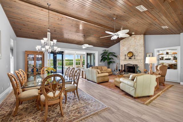 77 N Beach Road, Jupiter Island, FL 33455