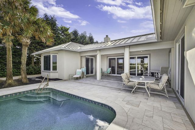 77 N Beach Road, Jupiter Island, FL 33455