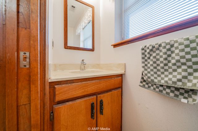 1102 Elmdale Road N, Abilene, TX 79601