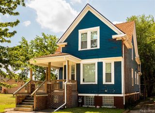 2451 Parker Street, Detroit, MI 48214