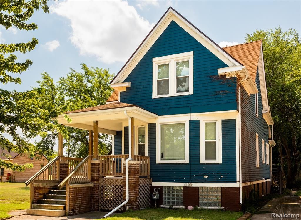 2451 Parker Street, Detroit, MI 48214