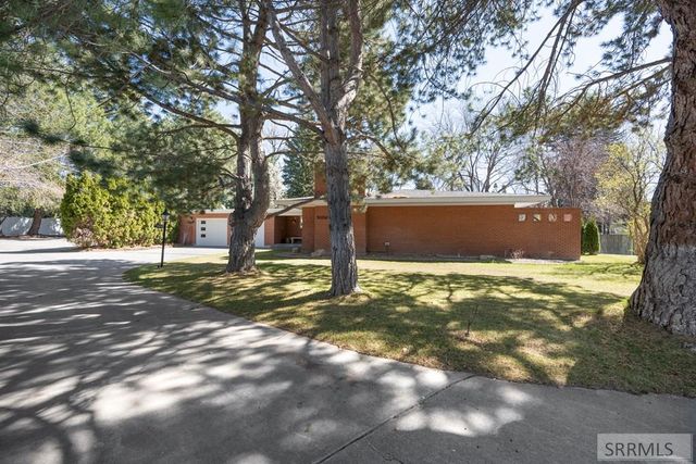 3004 Westmoreland Circle, Idaho Falls, ID 83402