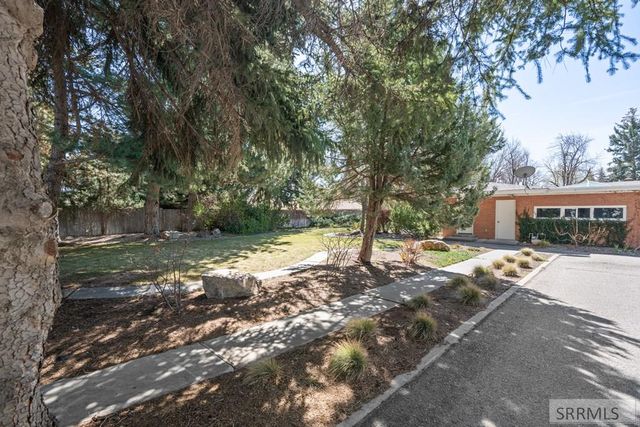 3004 Westmoreland Circle, Idaho Falls, ID 83402