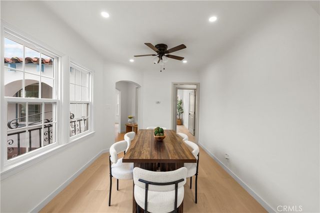 1045 N Alexandria, Los Angeles, CA 90029