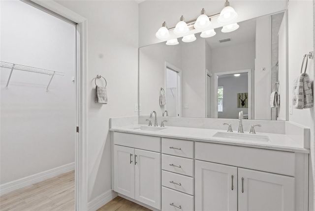 219 VILLA LUNA LANE, Lutz, FL 33549