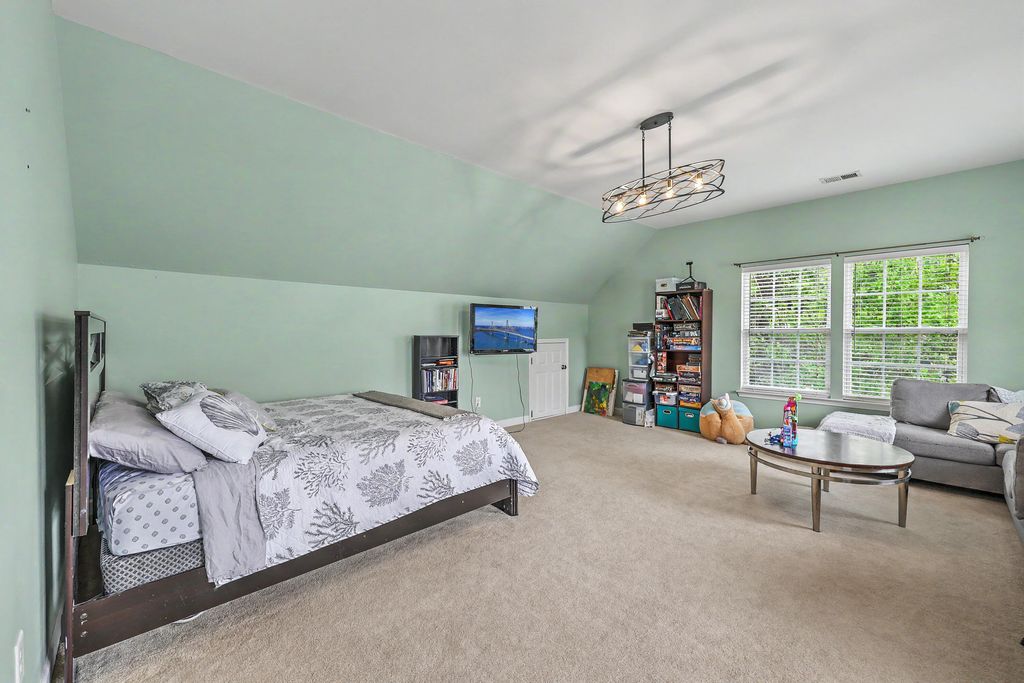 Image 31 of property listing at 210 Curico Lane, Summerville, SC 29483