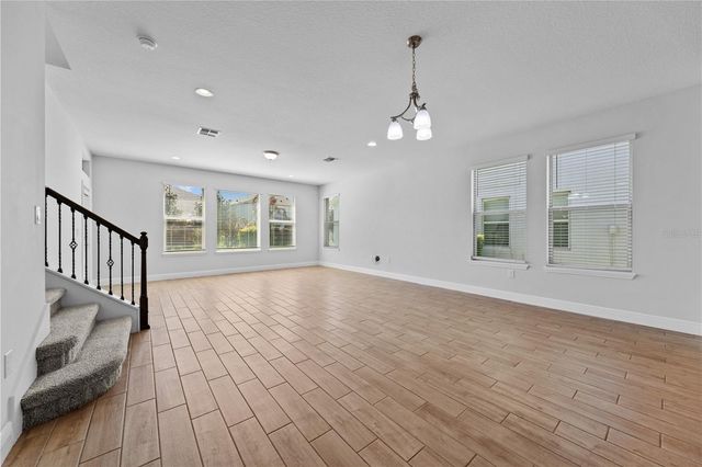 15537 MANGO ISLE STREET, Winter Garden, FL 34787
