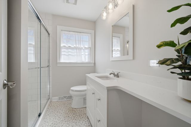 501 E Liberty Street, Wauconda, IL 60084