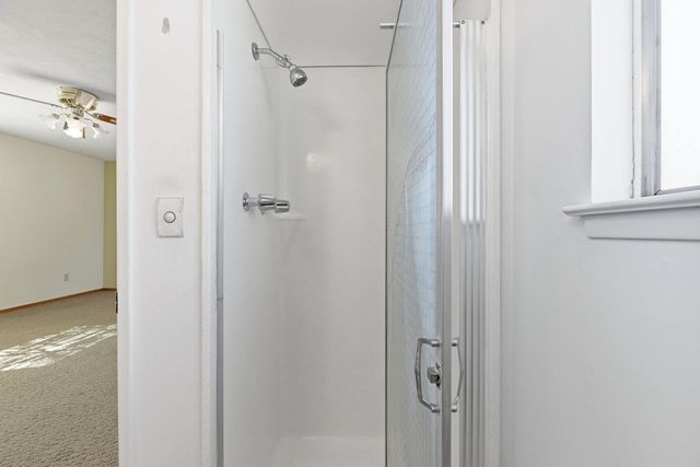 713 Rio Vista Dr, Modesto, CA 95355