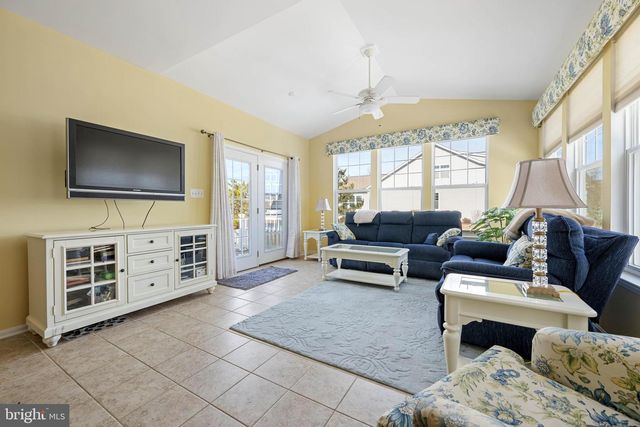 18317 PORT CIR, Lewes, DE 19958