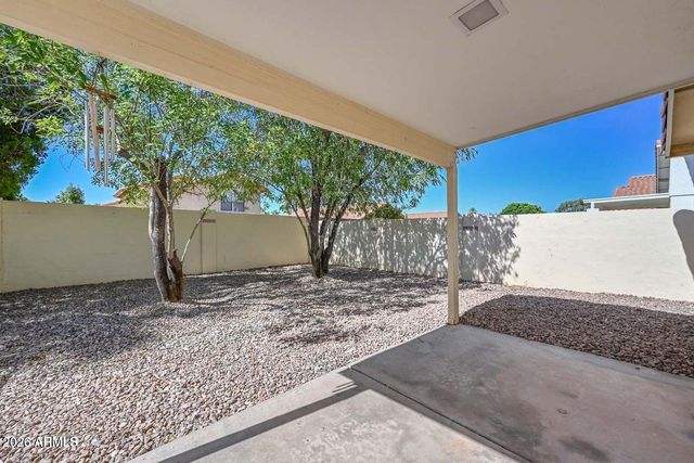 7629 W KRISTAL Way, Glendale, AZ 85308