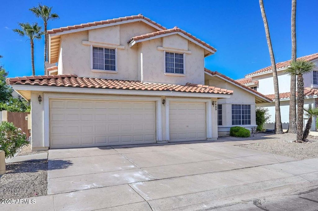 7629 W KRISTAL Way, Glendale, AZ 85308