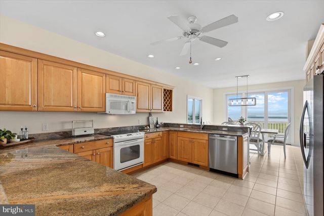 6 S SHORE DR, North Bethany, DE 19930