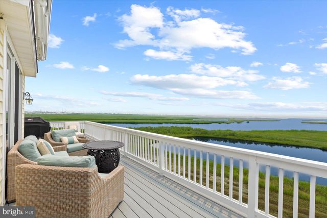 6 S SHORE DR, North Bethany, DE 19930