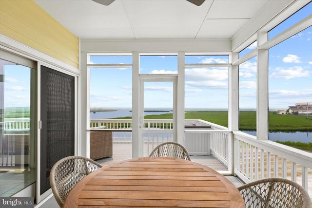 6 S SHORE DR, North Bethany, DE 19930