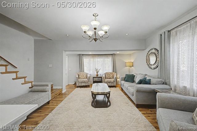 13867 Humphrey Street, Southgate, MI 48195