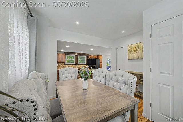 13867 Humphrey Street, Southgate, MI 48195