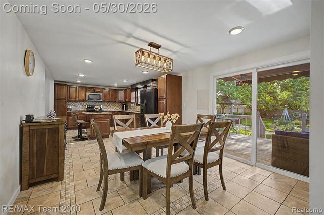 13867 Humphrey Street, Southgate, MI 48195