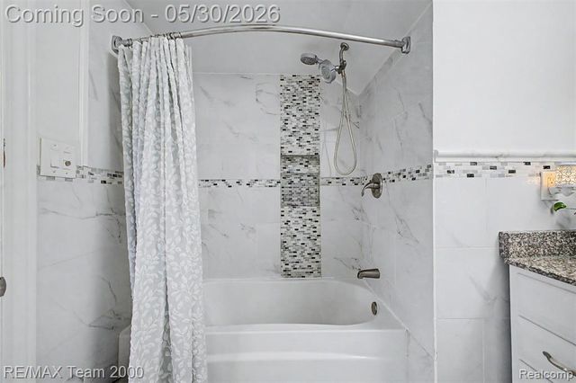 13867 Humphrey Street, Southgate, MI 48195