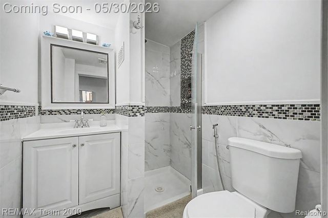 13867 Humphrey Street, Southgate, MI 48195