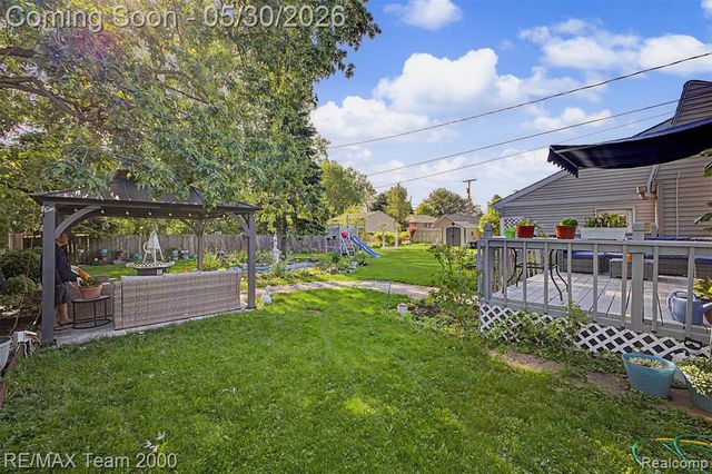 13867 Humphrey Street, Southgate, MI 48195