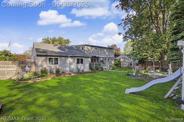 13867 Humphrey Street, Southgate, MI 48195
