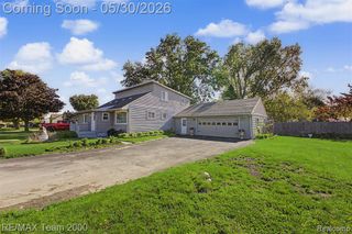 13867 Humphrey Street, Southgate, MI 48195
