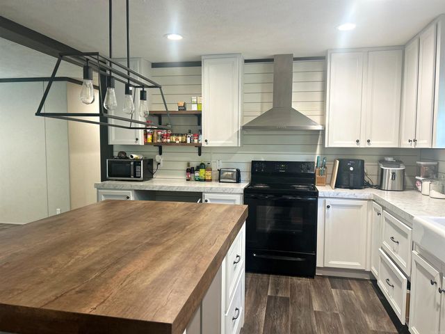 549 Daniel Drive, Bismarck, AR 71929