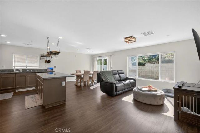 27777 Calle Talavera, Menifee, CA 92585