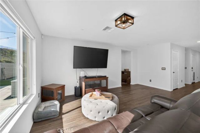 27777 Calle Talavera, Menifee, CA 92585